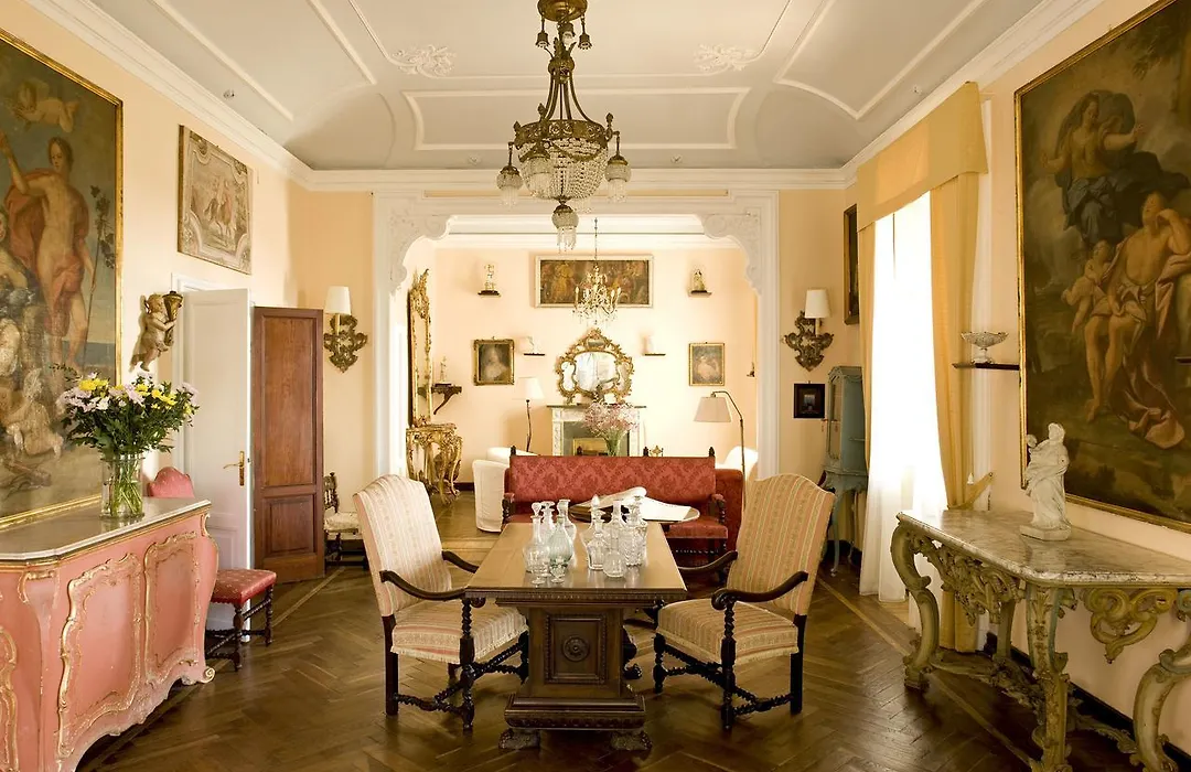Villa Olimpo-1